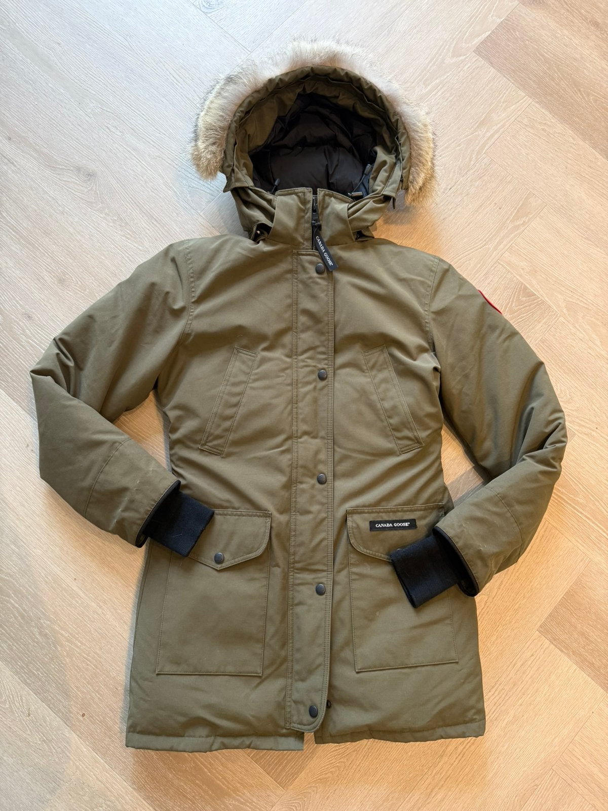 Canada Goos Kensington Parka - Military Green, Ophalen of Verzenden, Zo goed als nieuw, Maat 38/40 (M), Groen