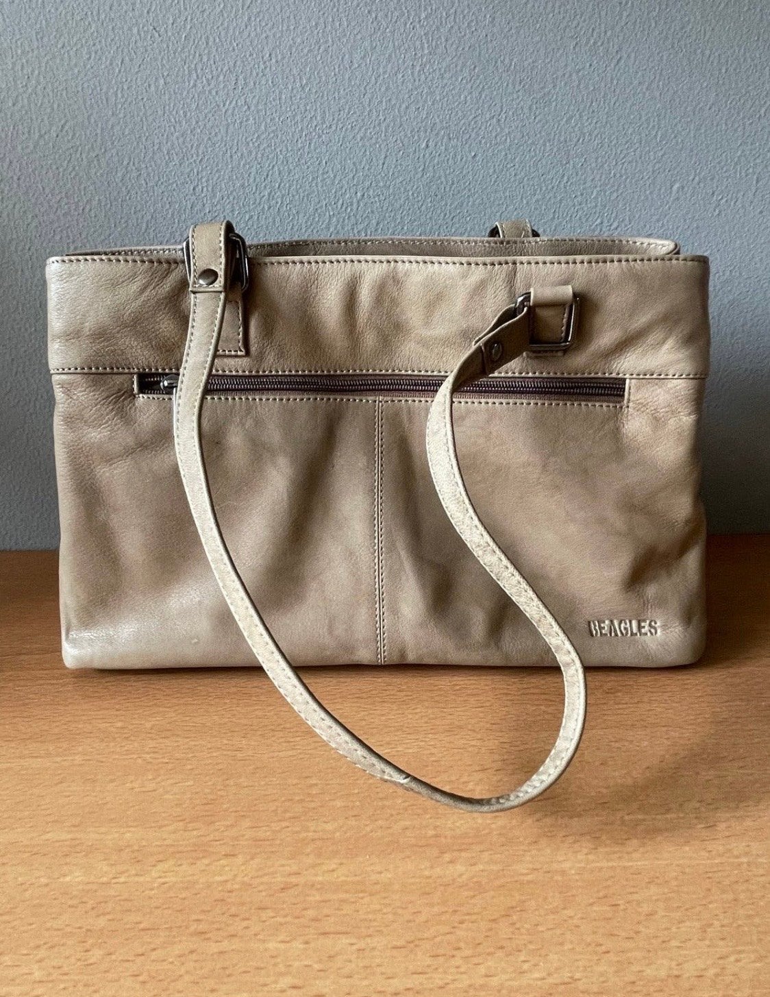 Beagles handtas beige - Ruime en stijlvolle tas, Ophalen of Verzenden, Gebruikt, Beige, Handtas