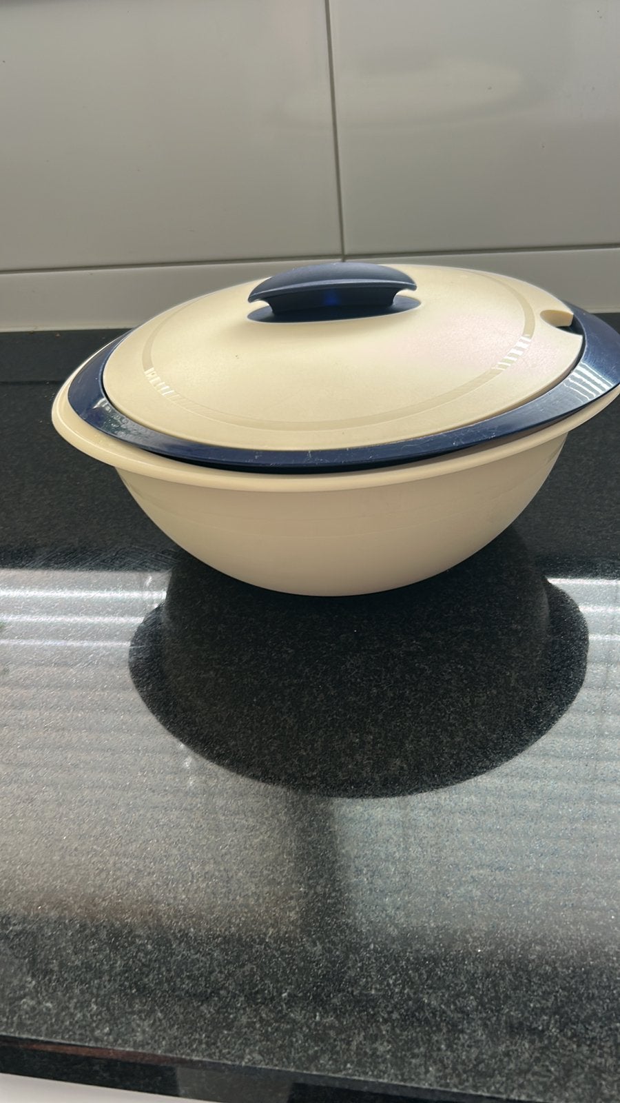 Tupperware warmhoud / serveer schaal, Ophalen of Verzenden, Zo goed als nieuw, Schaal