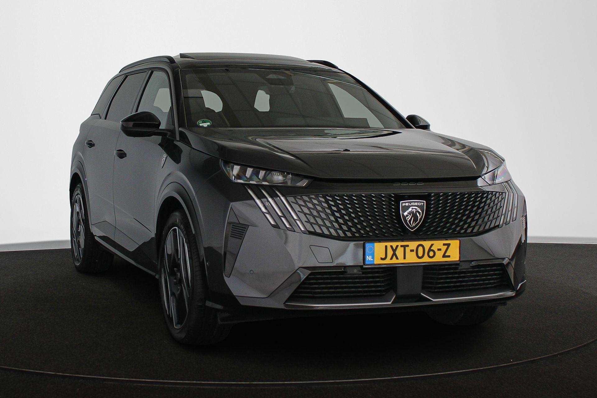 Peugeot e-5008 GT Exclusive 73 kWh 7p Panoramadak Nappa Lede, Auto's, 81 kWh, 7 stoelen, 1000 kg, https://media-marktplaats.export.dv.nl/23664210424/document-1.pdf