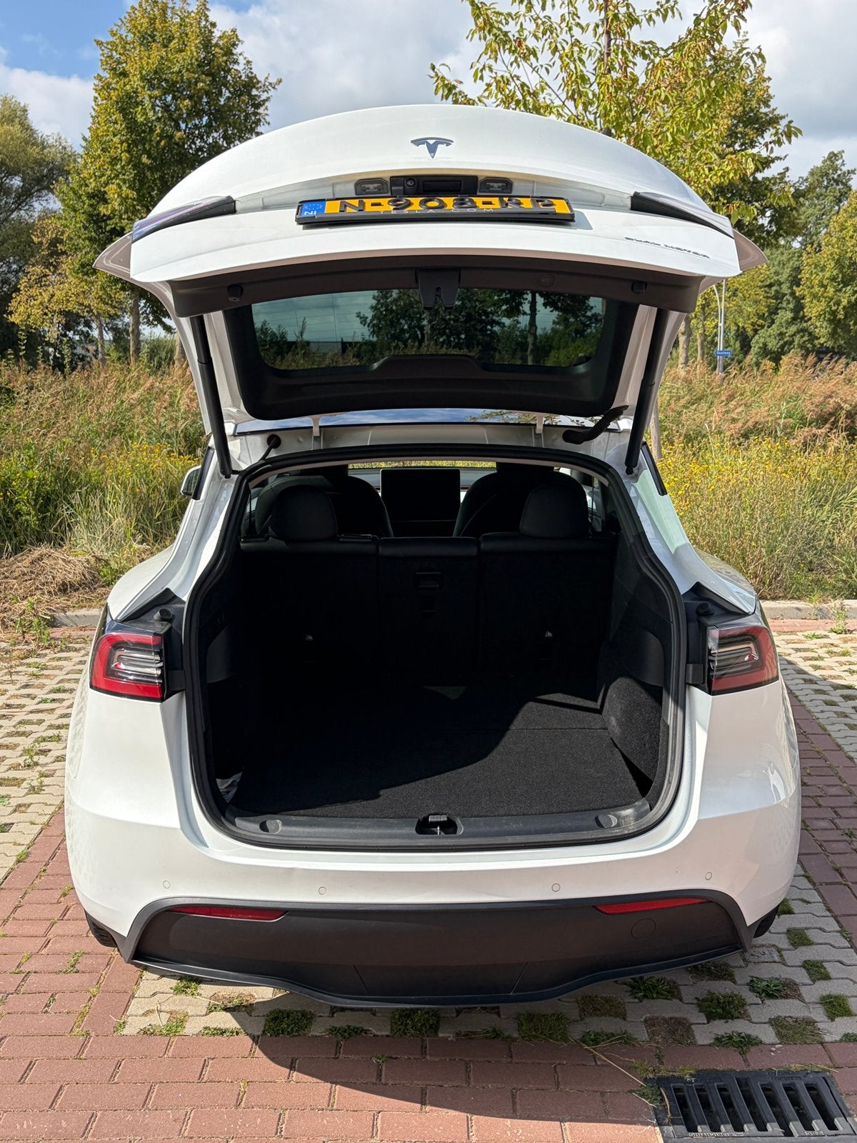 Foto 14 van Nette Tesla Model Y AWD Long Range 75kWh 92% SoH + garantie