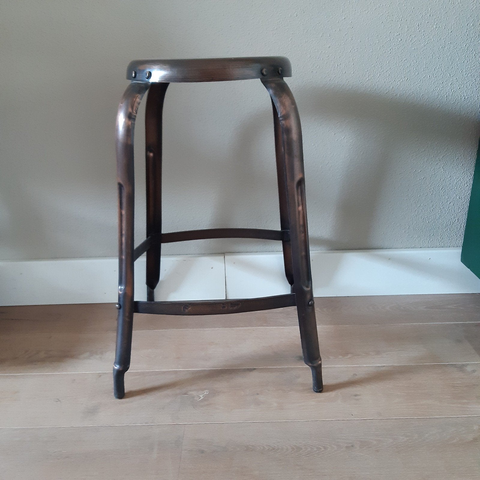 metalen kruk, 1 kruk, Ophalen, Gebruikt, 60 tot 90 cm