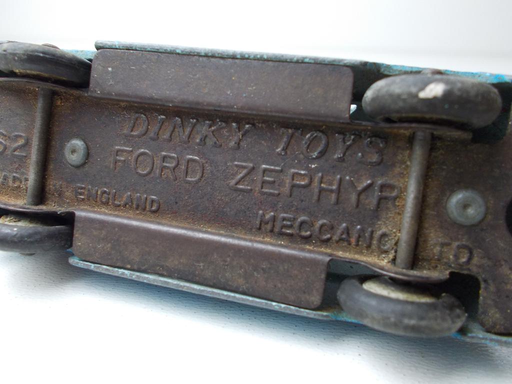 1956 Dinky Toys 162 FORD ZEPHYR SALOON. Two Tone. (-C-), Hobby en Vrije tijd, Modelauto's | 1:43, Ophalen of Verzenden, Gebruikt