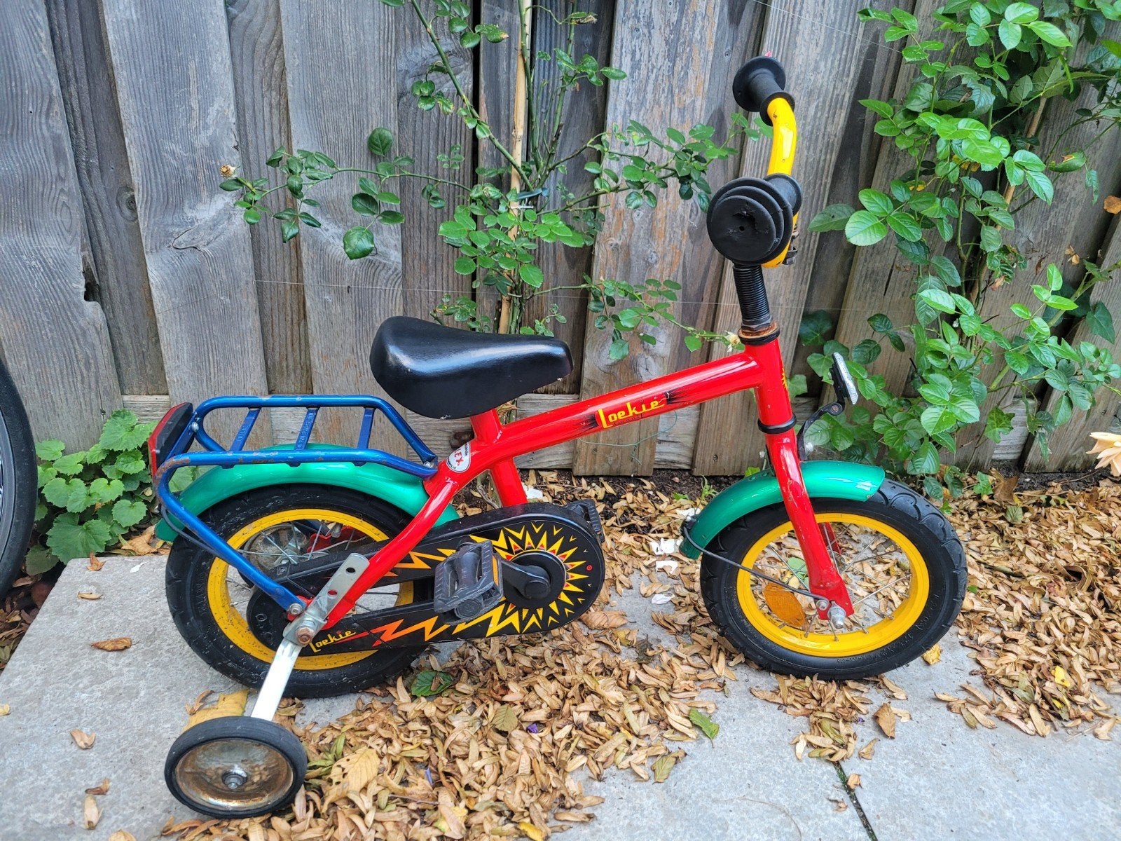 Kinderfiets Joekie 12 inch met zijwieltjes, Terugtraprem, Zijwieltjes, Gebruikt, Joekie