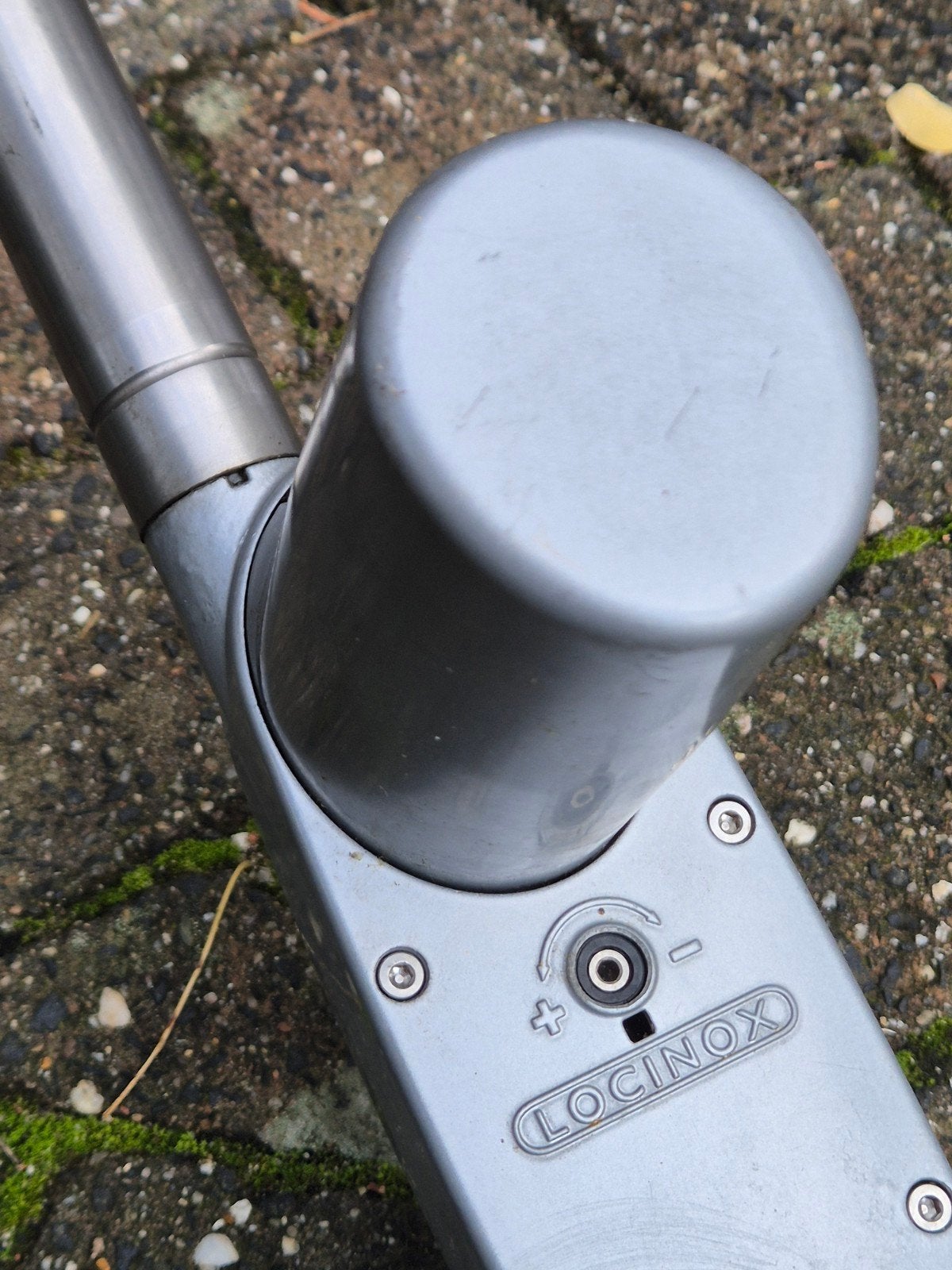 Poortsluiter van Locinox, Ophalen, Gebruikt, Minder dan 100 cm, Draaipoort