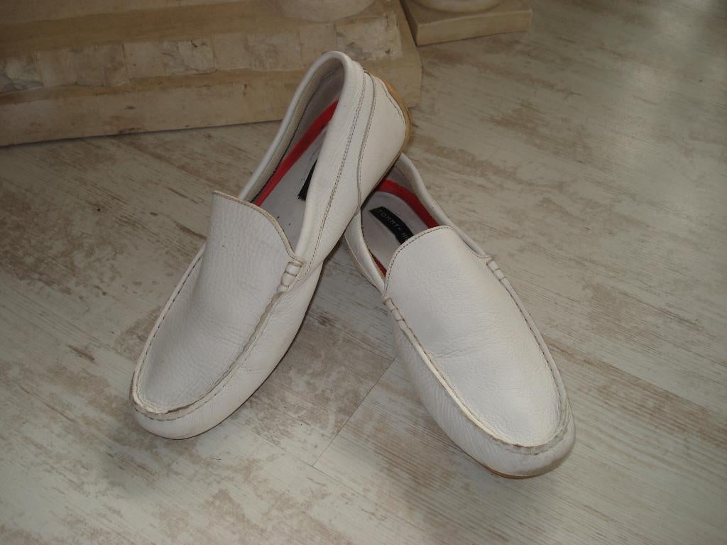 Tommy Hilfiger instappers maat 46, Loafers, Verzenden, Wit, Gedragen