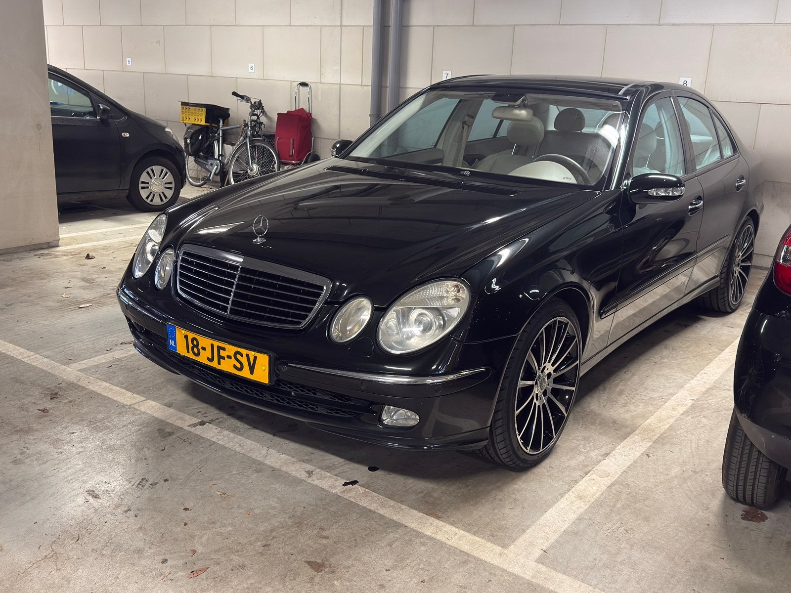 Mercedes-Benz E-Klasse 5.0 E500 Sedan AUT 2002 PANO, KOOPJE, Auto diversen, Zwart, 4966 cc, Sedan, Benzine