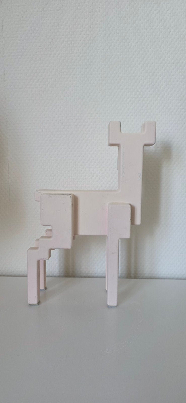 Vintage IKEA "Samspelt" hert – Design Monika Mulder (Roze), Antiek en Kunst, Ophalen of Verzenden, Beeld, Roze, Overige materialen