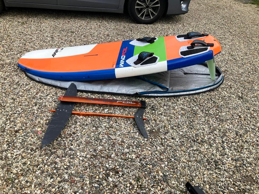 Slalom AlpineFoil Windfoil Carbon A1 123 liter, compleet, Watersport en Boten, Windsurfen, Gebruikt, 5 tot 6.5 m², Complete set