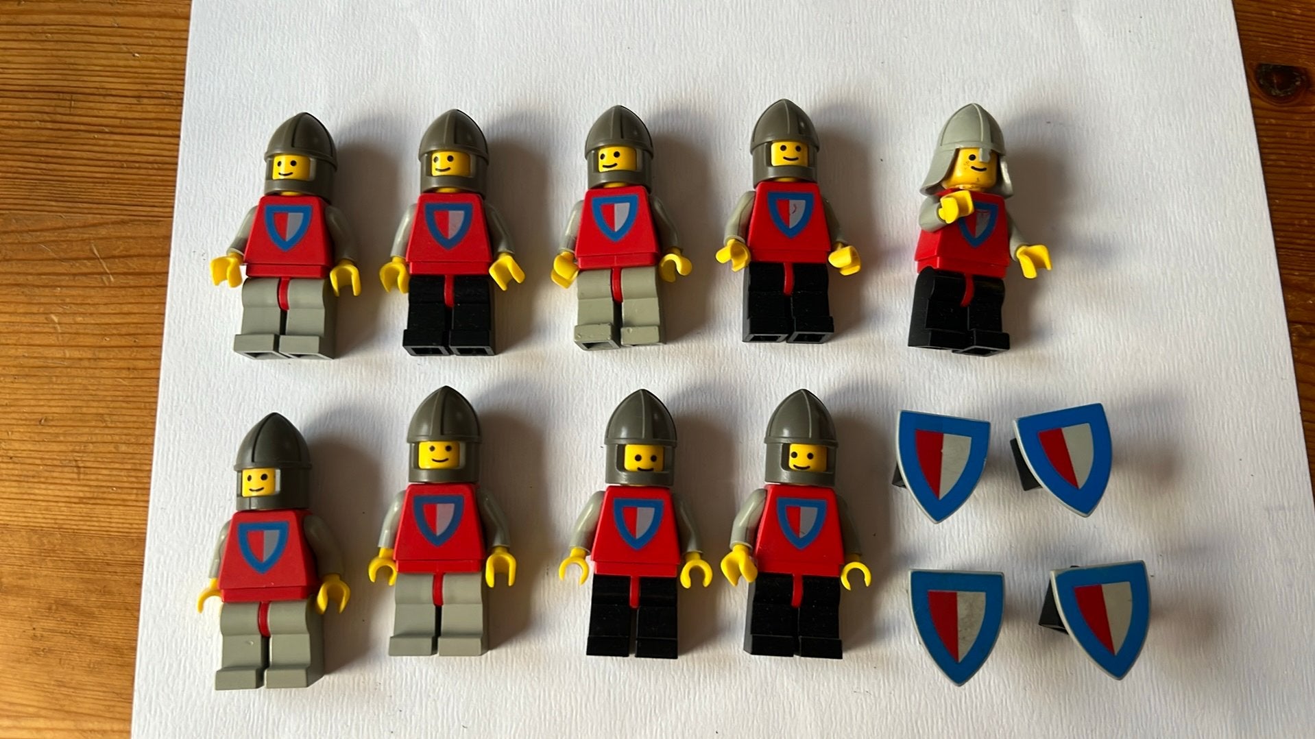 Oude LEGO Classic Castle Knight ridders en schilden, Gebruikt, Lego, Ophalen of Verzenden, Minifiguur