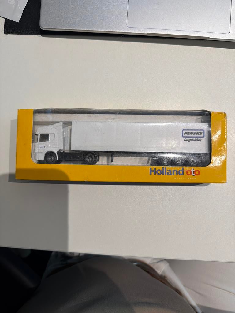 Schaalmodel Penske Logistics vrachtwagen 1:87 - Nieuw, Ophalen of Verzenden, Nieuw, Bus of Vrachtwagen, Overige merken