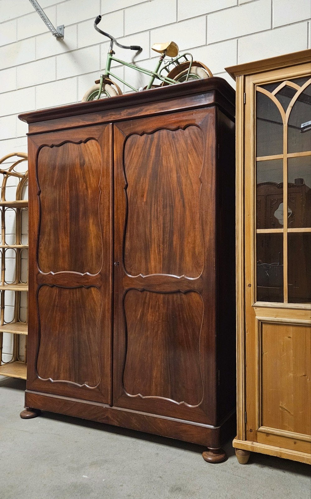 OPRUIMING Antieke Biedermeier meidenkast vintage hangkast, Ophalen of Verzenden