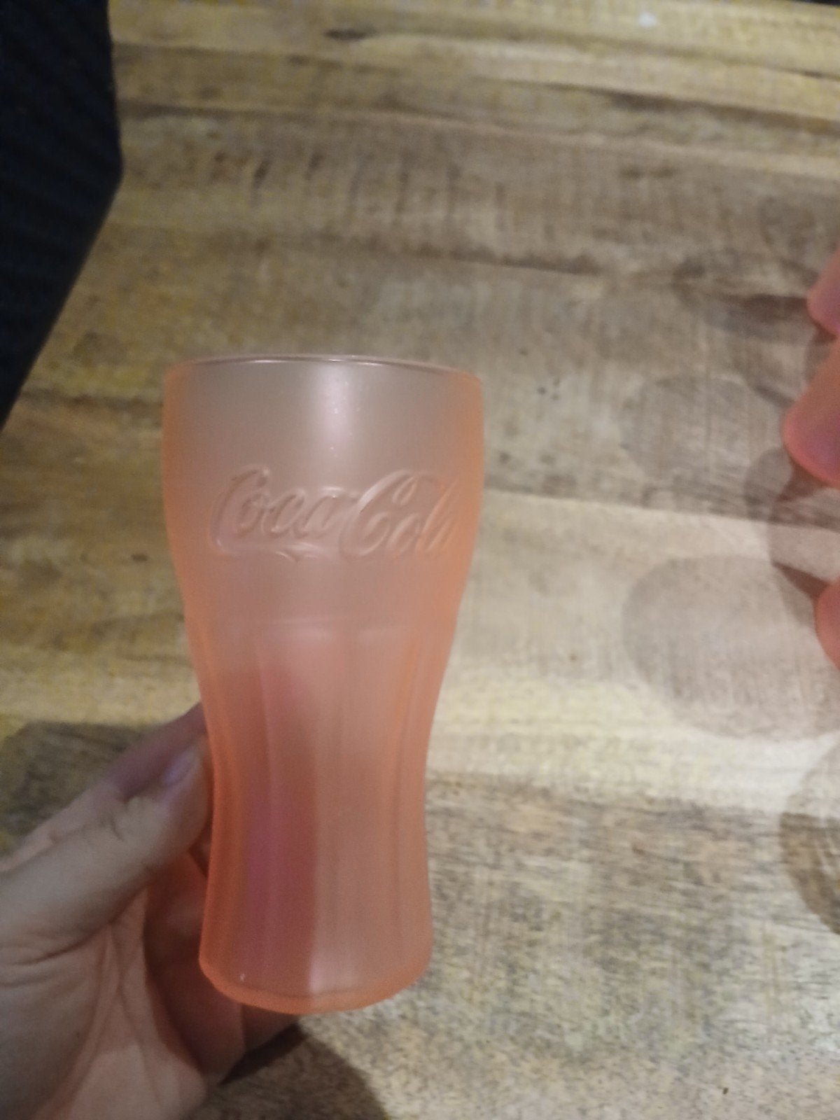 4 Coca-Cola glazen neon roze, Ophalen of Verzenden, Gebruikt, Roze, Glas