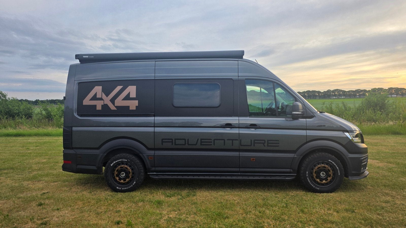 Unieke MAN TGE 2024 Facelift Off Road Look! 2024 Bpm-vrij!, Caravans en Kamperen, Campers, Bedrijf, tot en met 2, Buscamper of Camperbus