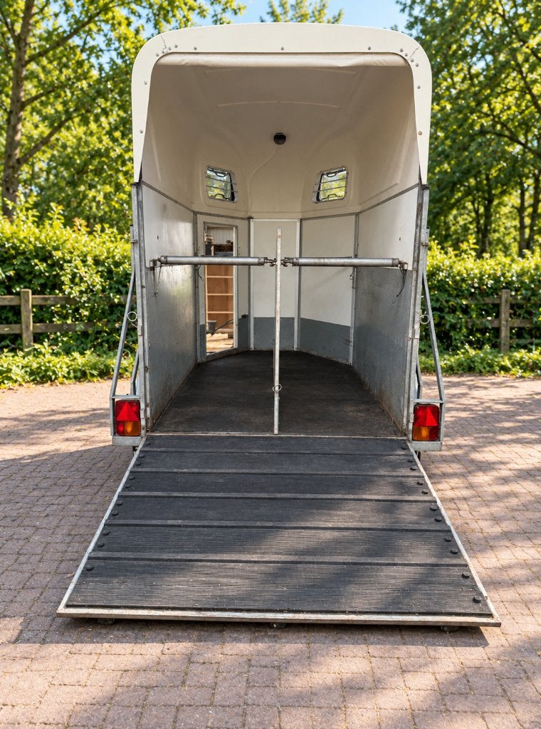 Te koop: Henra Buffalo tweepaards trailer, Ophalen, Gebruikt, Polyester, 2-paards trailer