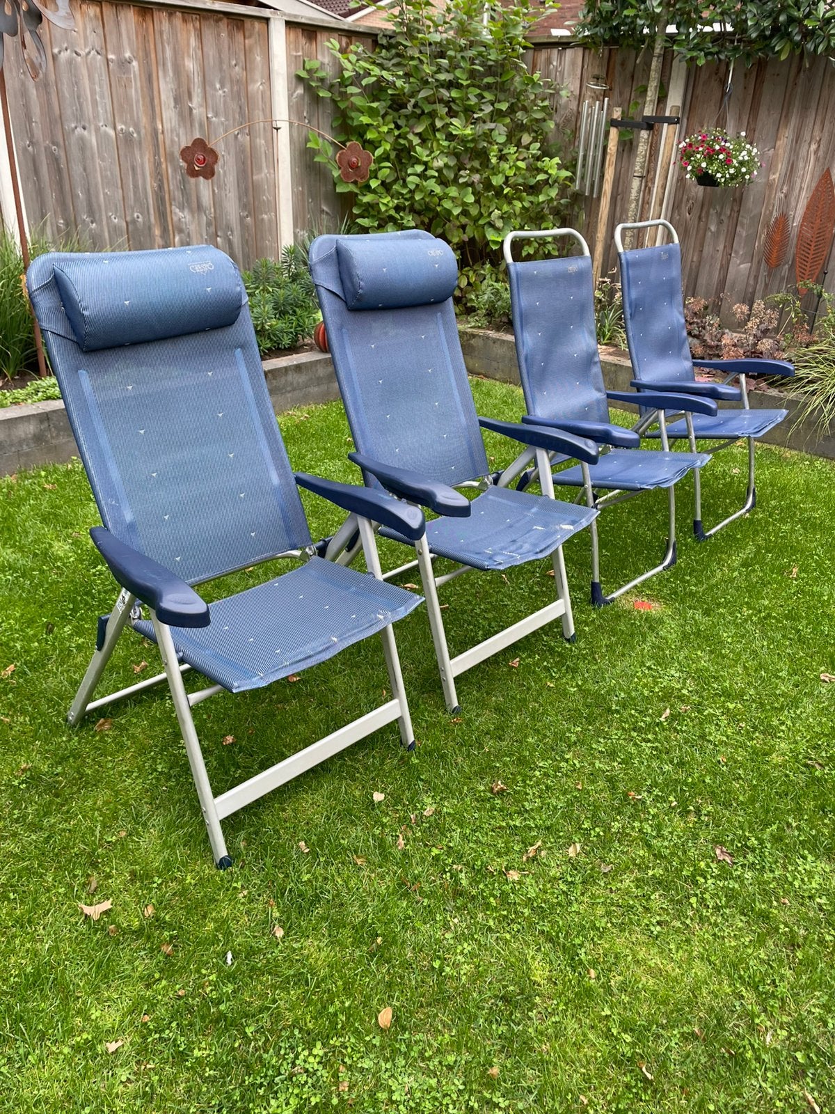 4 Crespo campingstoelen en 1 ligbed, Ophalen, Gebruikt, Aluminium, Inklapbaar