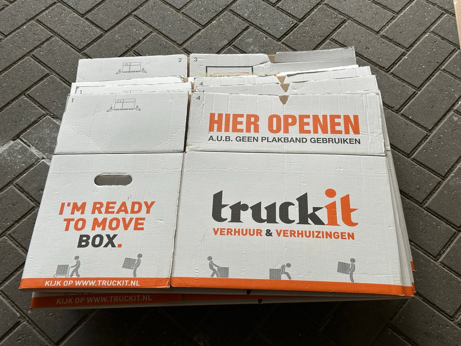 Verhuisdozen mix: Action, Hema, Truck it, Praxis (30 stuks), Ophalen, 40 tot 60 cm, Opvouwbaar, 50 tot 75 cm