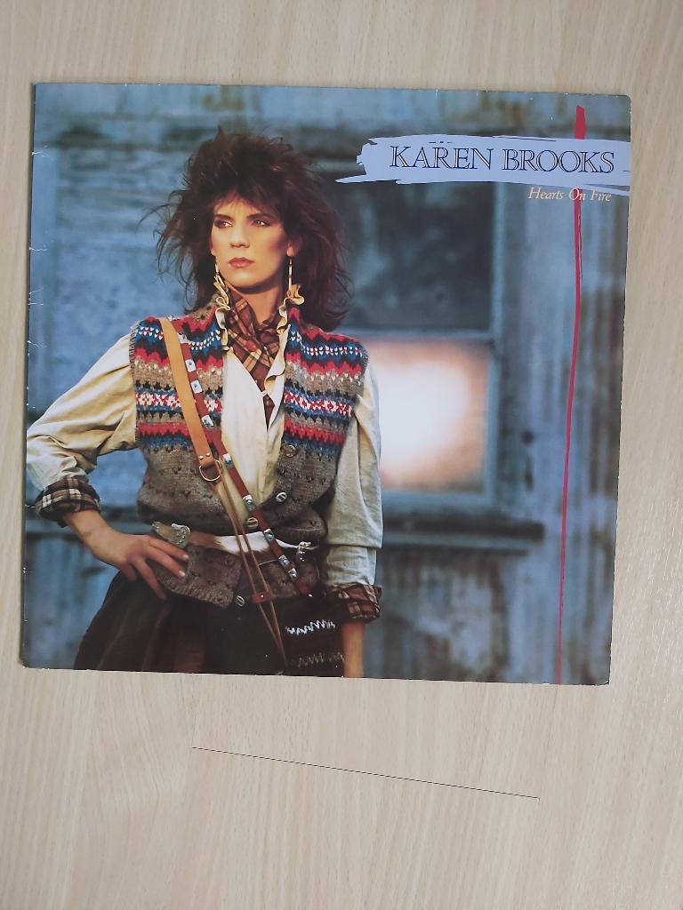 Karen Brooks Hearts on Fire LP, Cd's en Dvd's, Vinyl | Pop, Fotohoes, 1980 - 1989, Ophalen of Verzenden, Zo goed als nieuw