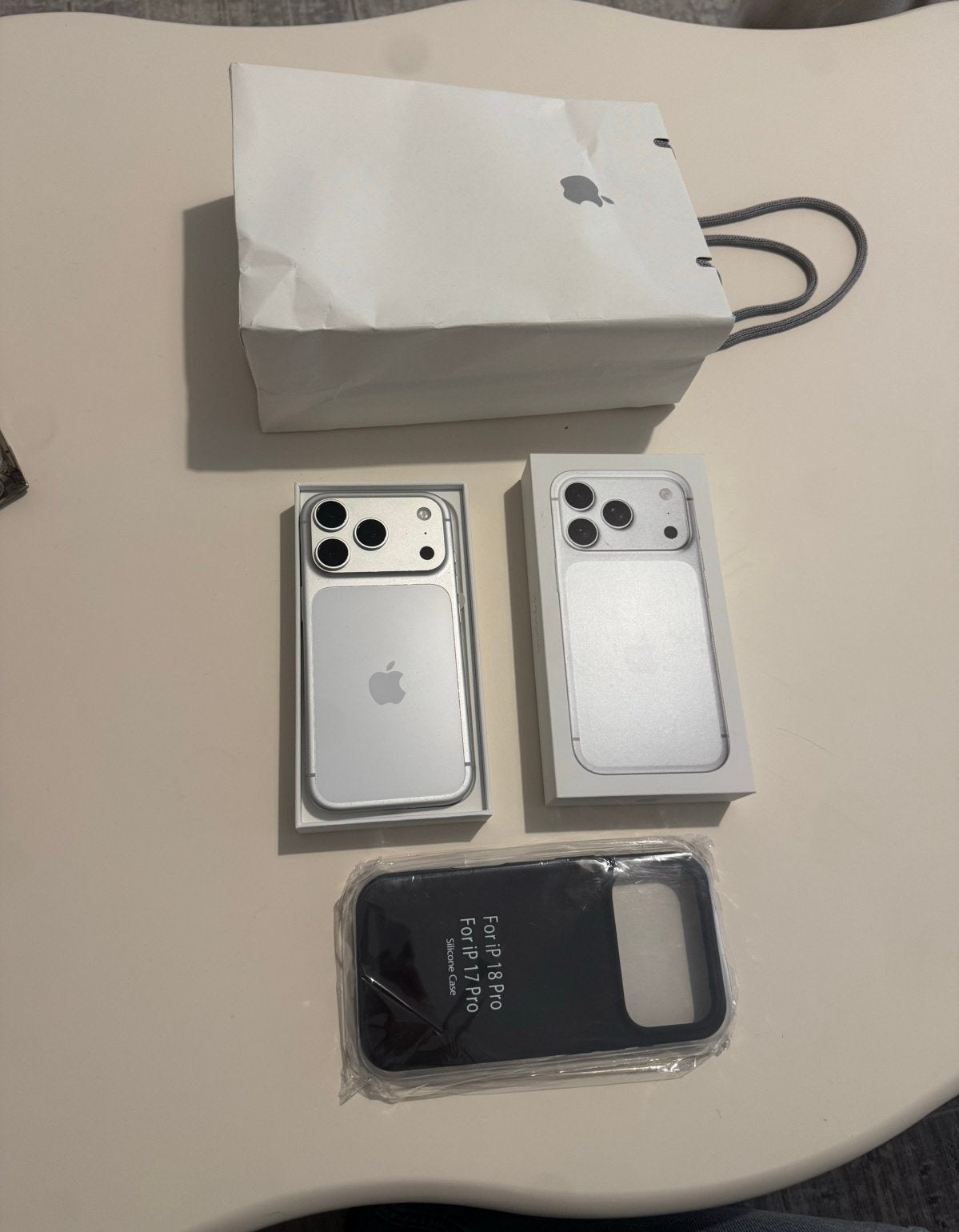 Nette Iphone 17 Pro 256GB | Doos + Extra Hoesje, Telecommunicatie, 256 GB, 89 %, Zwart, Ophalen of Verzenden