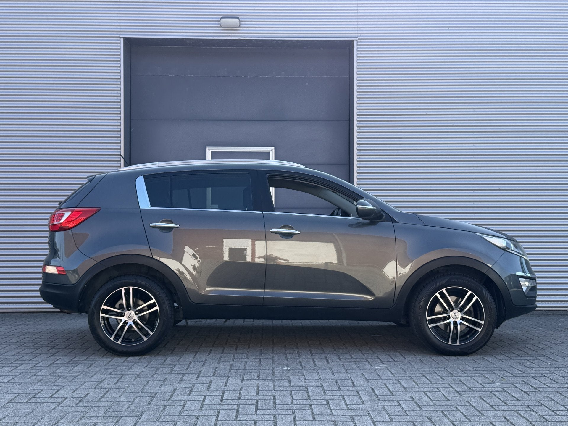 Kia Sportage 1.6 GDI Plus Pack I Climate Control I Cruise Co, Auto's, Voorwielaandrijving, Euro 5, 4 cilinders, Origineel Nederlands