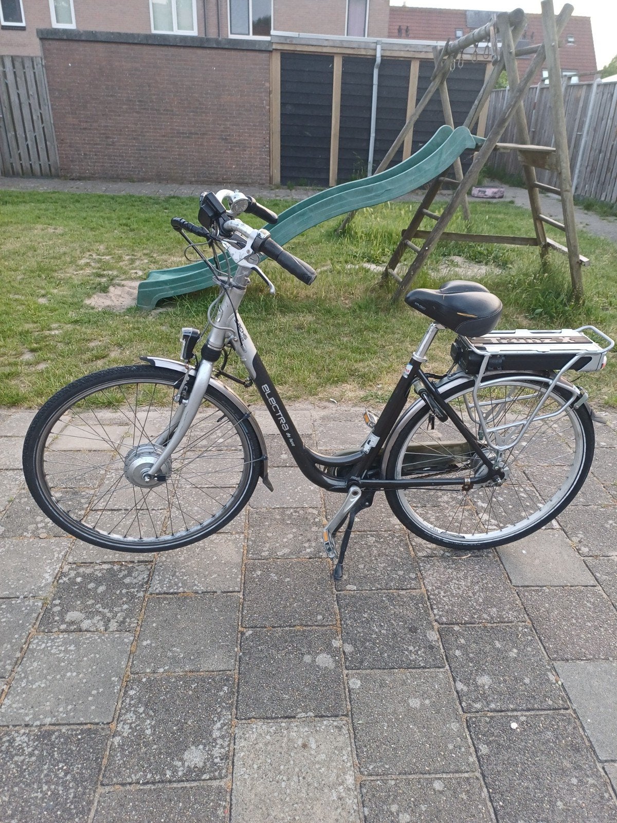 Elektrische dames fiets Sachs 28inch., Fietsen en Brommers, Elektrische fietsen, 51 tot 55 cm, Ophalen of Verzenden, Zo goed als nieuw