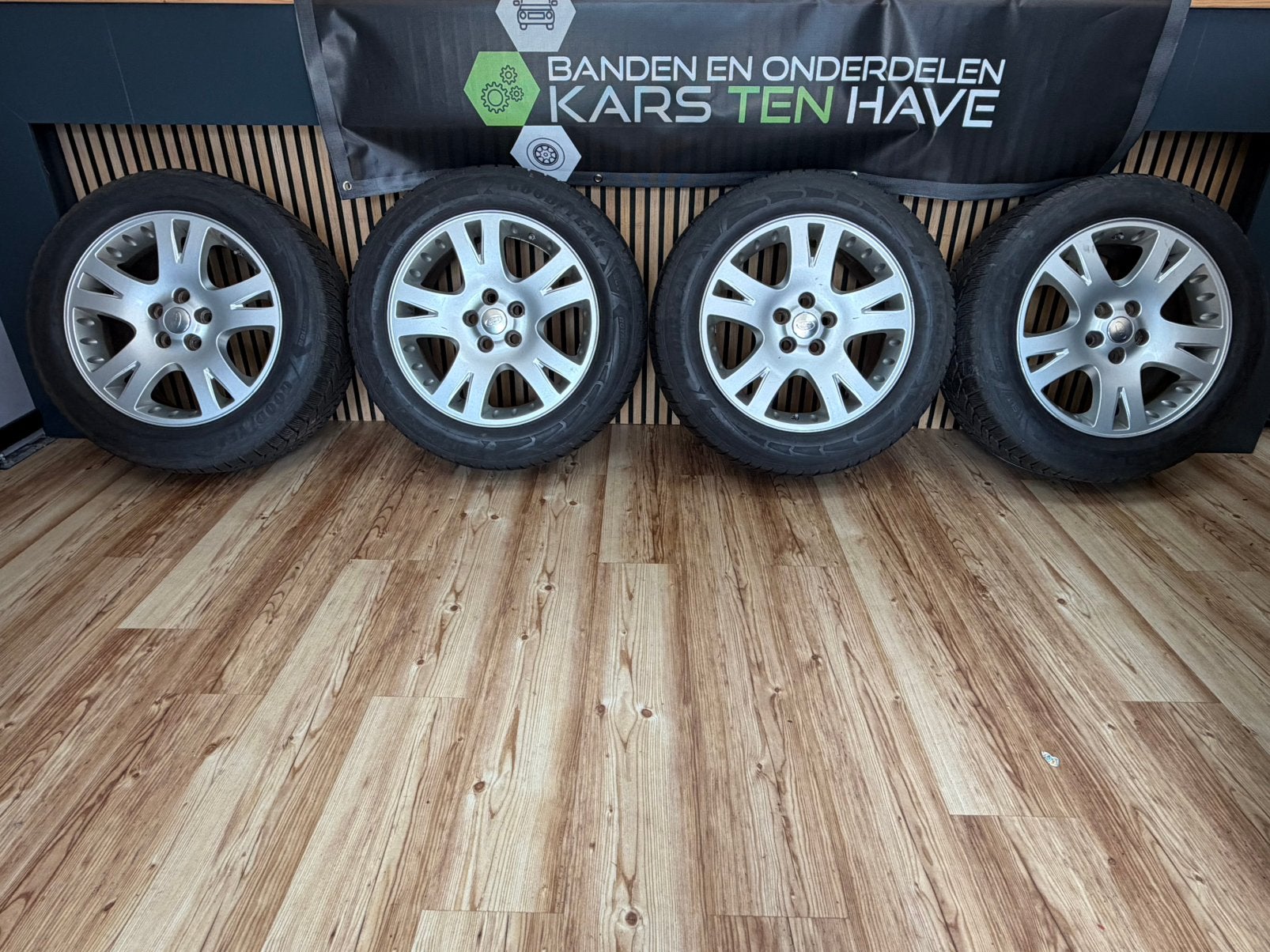 19 inch lichtmetalen velgen Land Rover Discovery 3 & 4, 255 mm, Banden en Velgen, Winterbanden, Ophalen