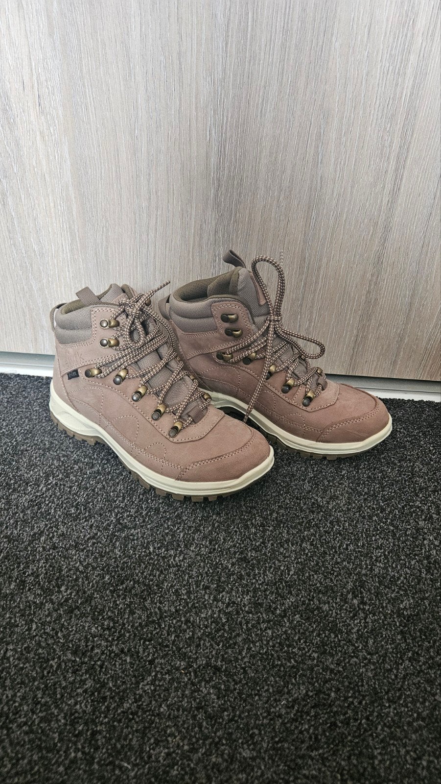 Kjelvik wandelschoenen - nieuw!!, Sport en Fitness, Bergsport en Wandelen, Ophalen of Verzenden, Nieuw, Schoenen