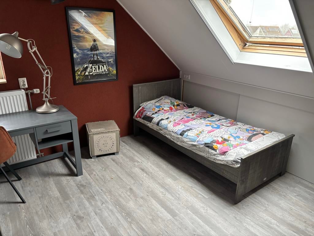 Complete tienerkamer: bed, bureau, kast en meer!, Huis en Inrichting, Ophalen, Gebruikt, Eenpersoons