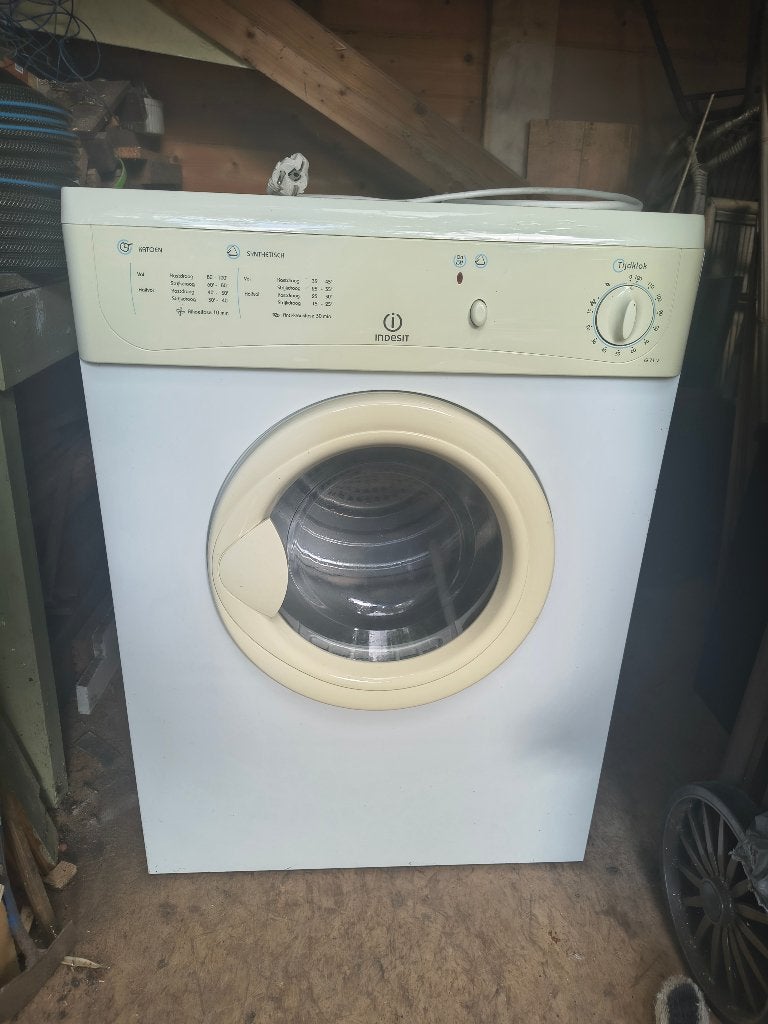 Indesit luchtafvoer droger, Witgoed en Apparatuur, Wasdrogers, Ophalen, 6 tot 8 kg, Gebruikt, Luchtafvoer