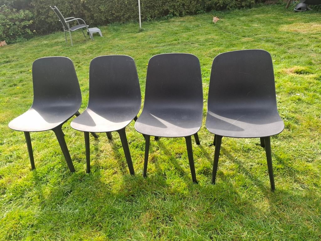 Vier Ikea kuipstoelen, Ophalen, Kunststof, Zo goed als nieuw, Vier