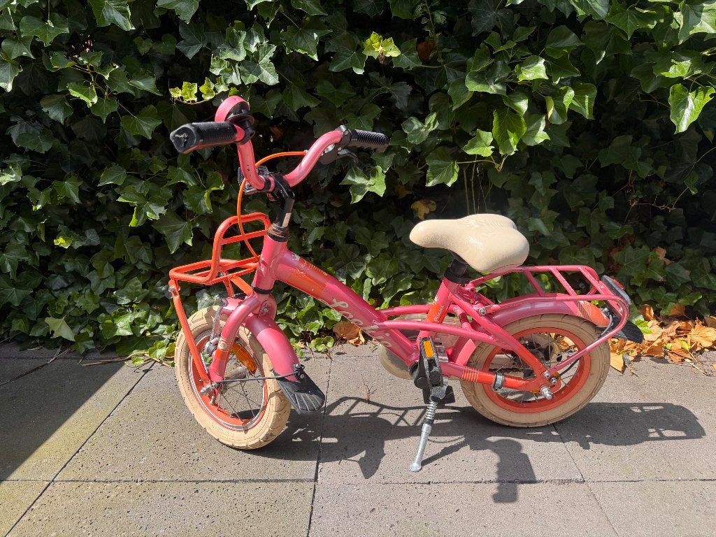 Loekie kinderfiets, Ophalen, Terugtraprem, Zijwieltjes, Gebruikt