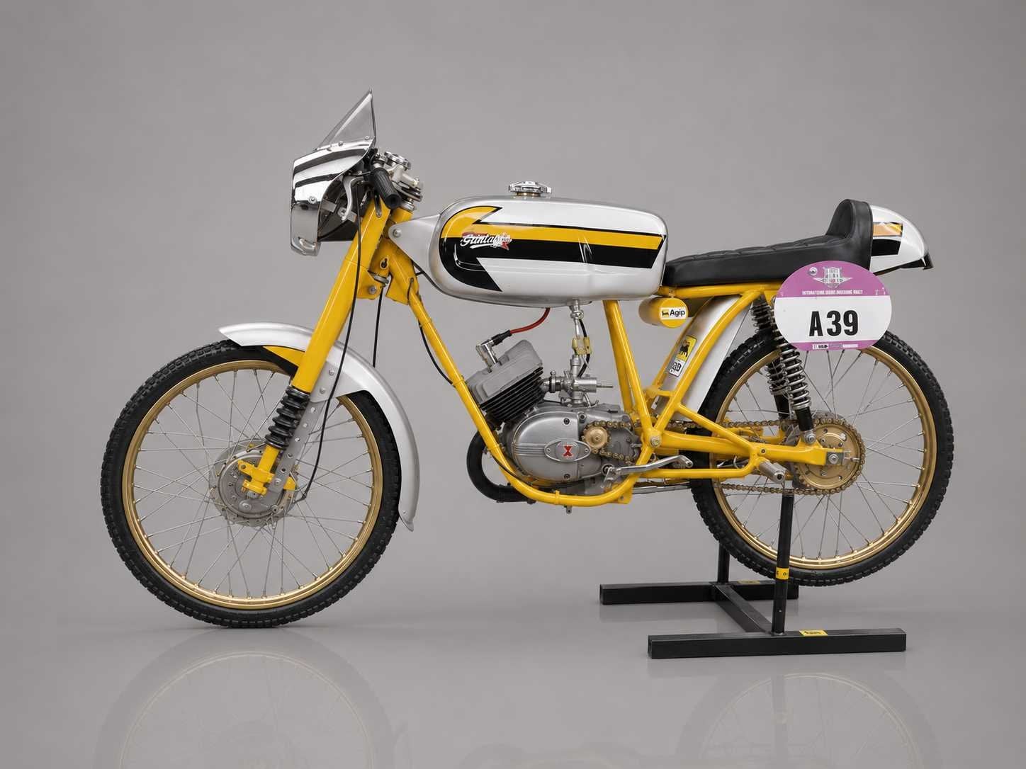1960 Giulietta Morini Sport 50cc | Italian Classic Moped, Auto's, Oldtimers, Overige merken, Overige carrosserieën, Overige brandstoffen