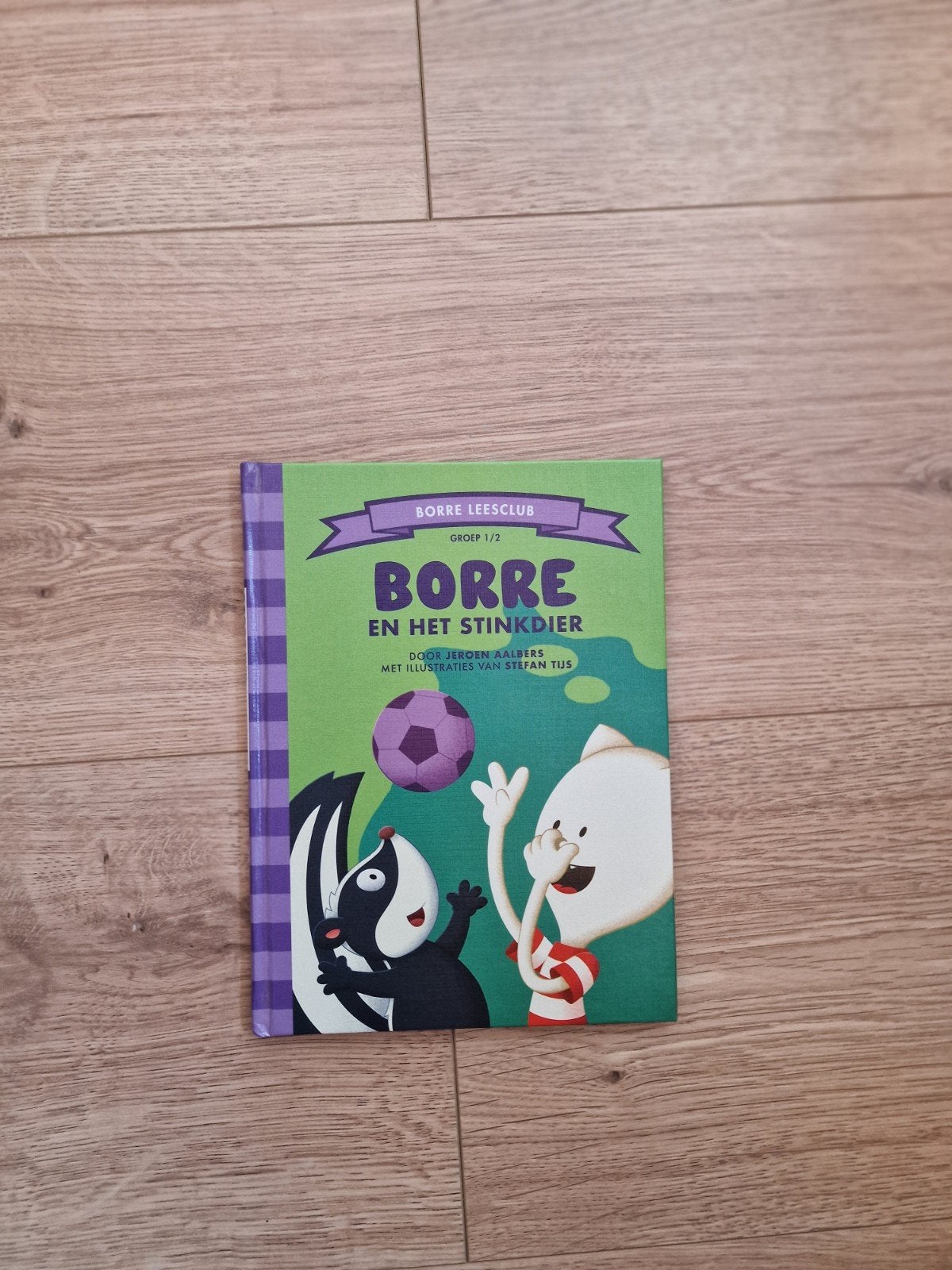 Borre en het Stinkdier - Jeroen Aalbers, Boeken, Ophalen, Fictie algemeen, Jongen of Meisje, Zo goed als nieuw