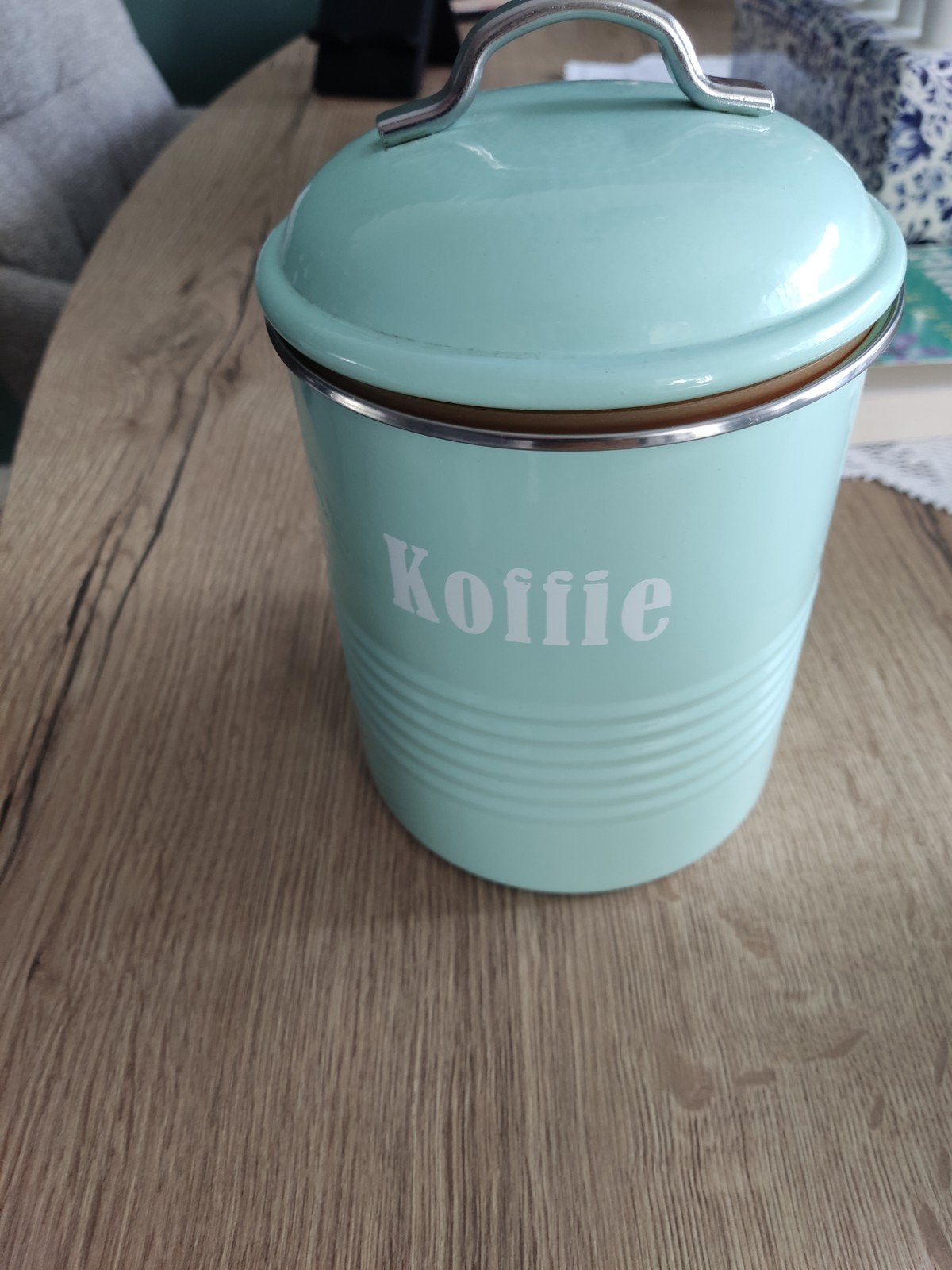 Mooie groene koffiebus met deksel, Huis en Inrichting, Ophalen, Voorraadpot, Metaal, Gebruikt