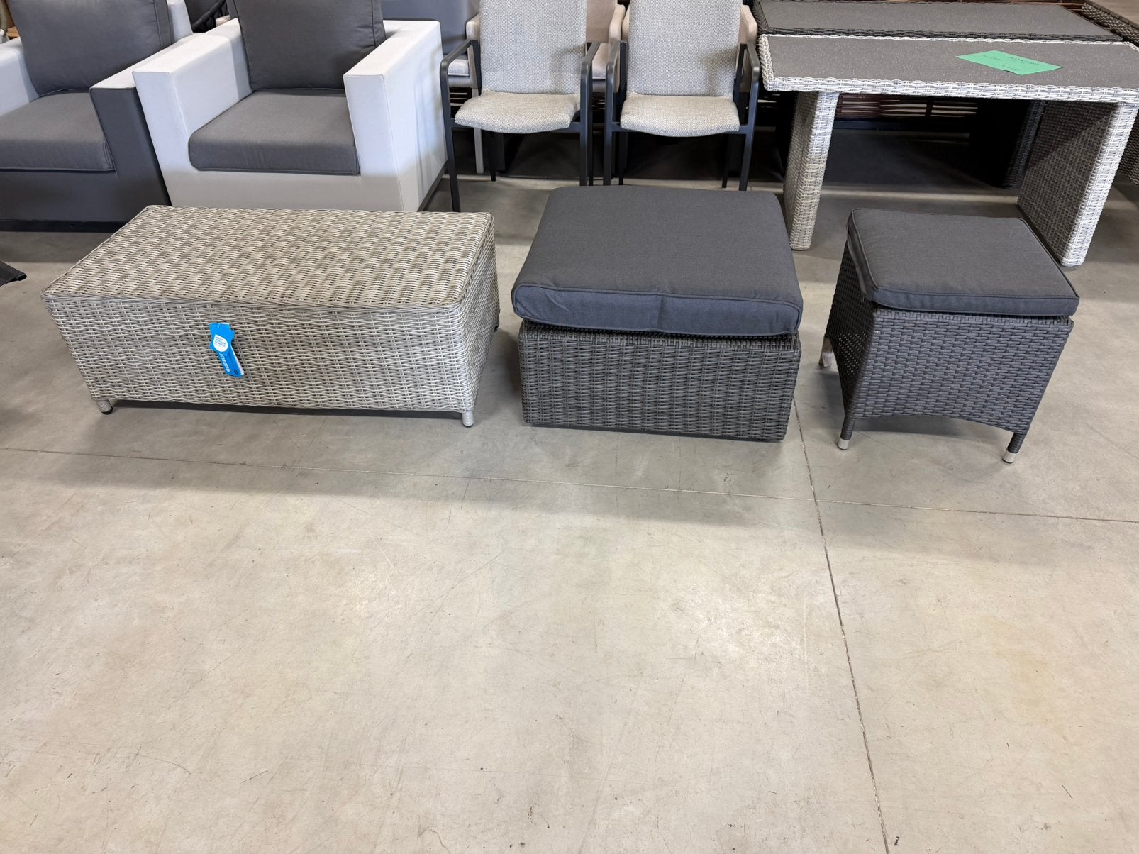 Koffietafel / hockers wicker nu in de uitverkoop..., Ophalen, Nieuw, Info@suns.nl, Suns