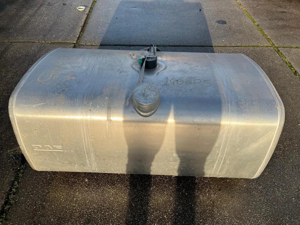 DAF Brandstoftank Diesel 340L 1681816, Auto-onderdelen, Vrachtwagen-onderdelen, Gebruikt, DAF, Brandstofsystemen