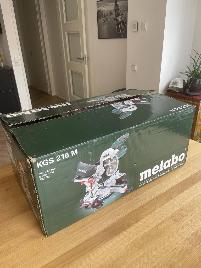 Metabo KGS 216 M afkortzaag (zo goed als nieuw), Doe-het-zelf en Verbouw, Ophalen, Zo goed als nieuw, Afkortzaag, 30 tot 70 mm