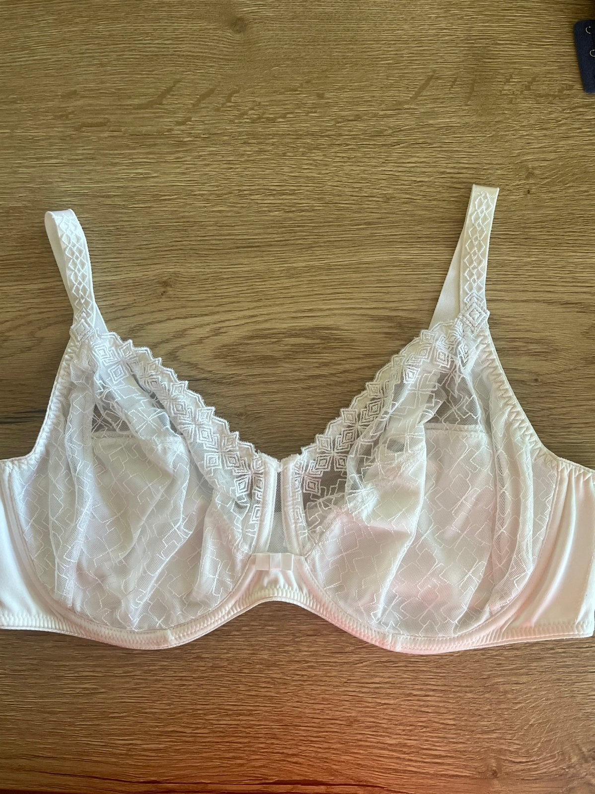 Chantelle 90E full cup wit kant, Kleding | Dames, Ondergoed en Lingerie, BH, Wit, Verzenden