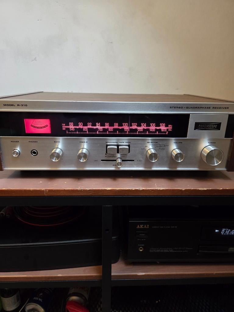 Superscope R-310 Stereo Quadraphase Receiver (1974), Zo goed als nieuw, Ophalen, Marantz, Minder dan 60 watt