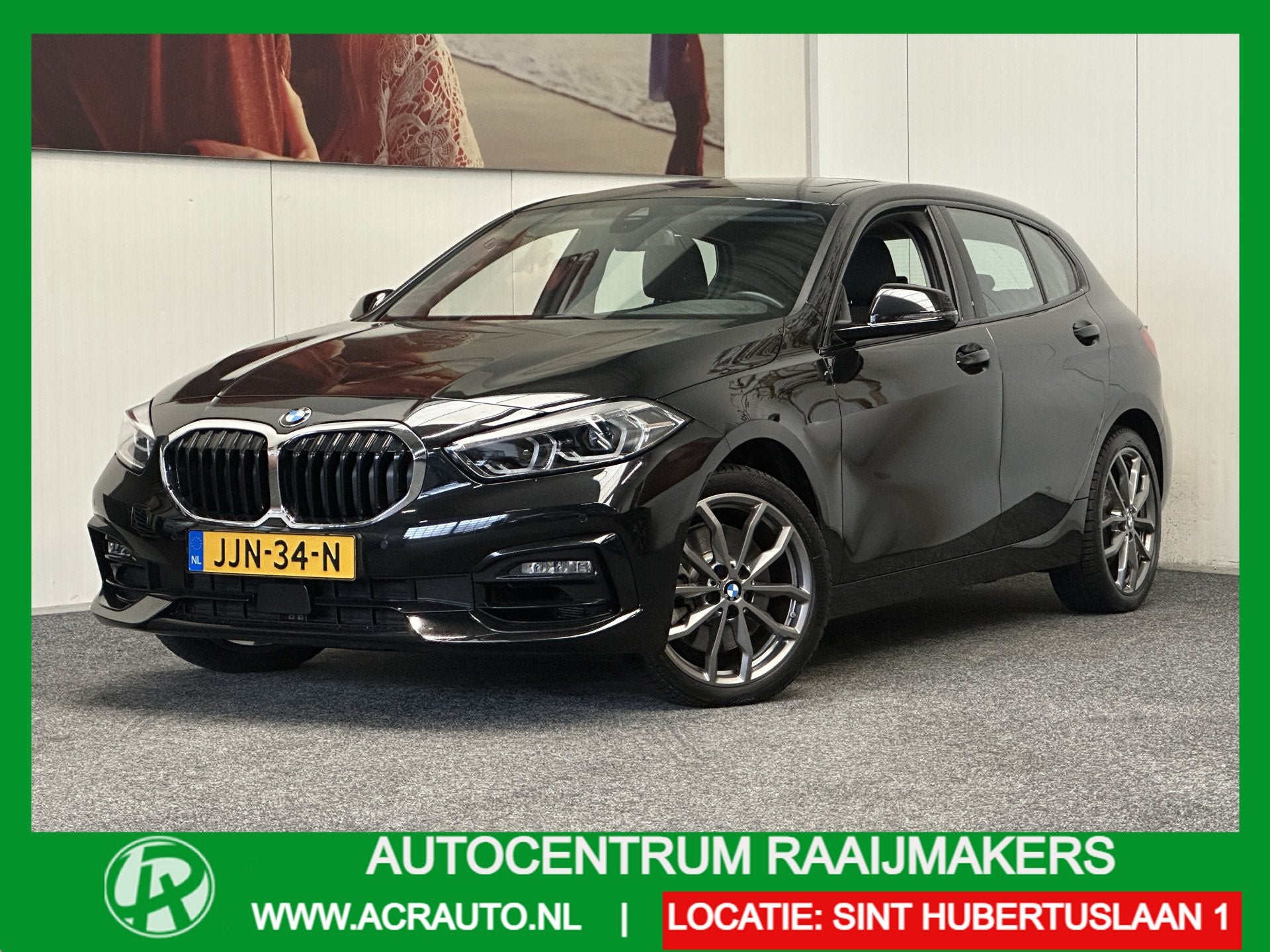 BMW 1-serie 120 M SPORT DESIGN EDITION AUTOMAAT PANORAMADAK, Auto's, BMW, 1998 cc, 730 kg, Gebruikt, Zwart