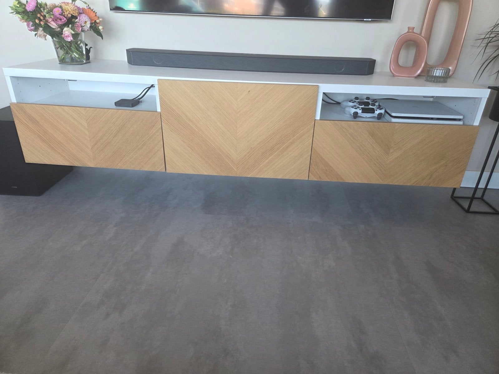 Ikea Besta Tv Meubel zwevend, Ophalen, 150 tot 200 cm, Zo goed als nieuw, Minder dan 100 cm