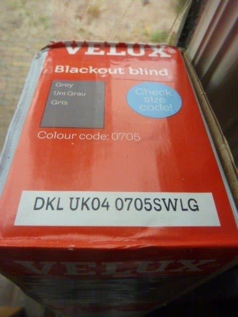 Nieuw Velux verduisterend gordijn / UK04 (134x98), wit omli., Verduisterend, Nieuw, Ophalen of Verzenden, Gordijn