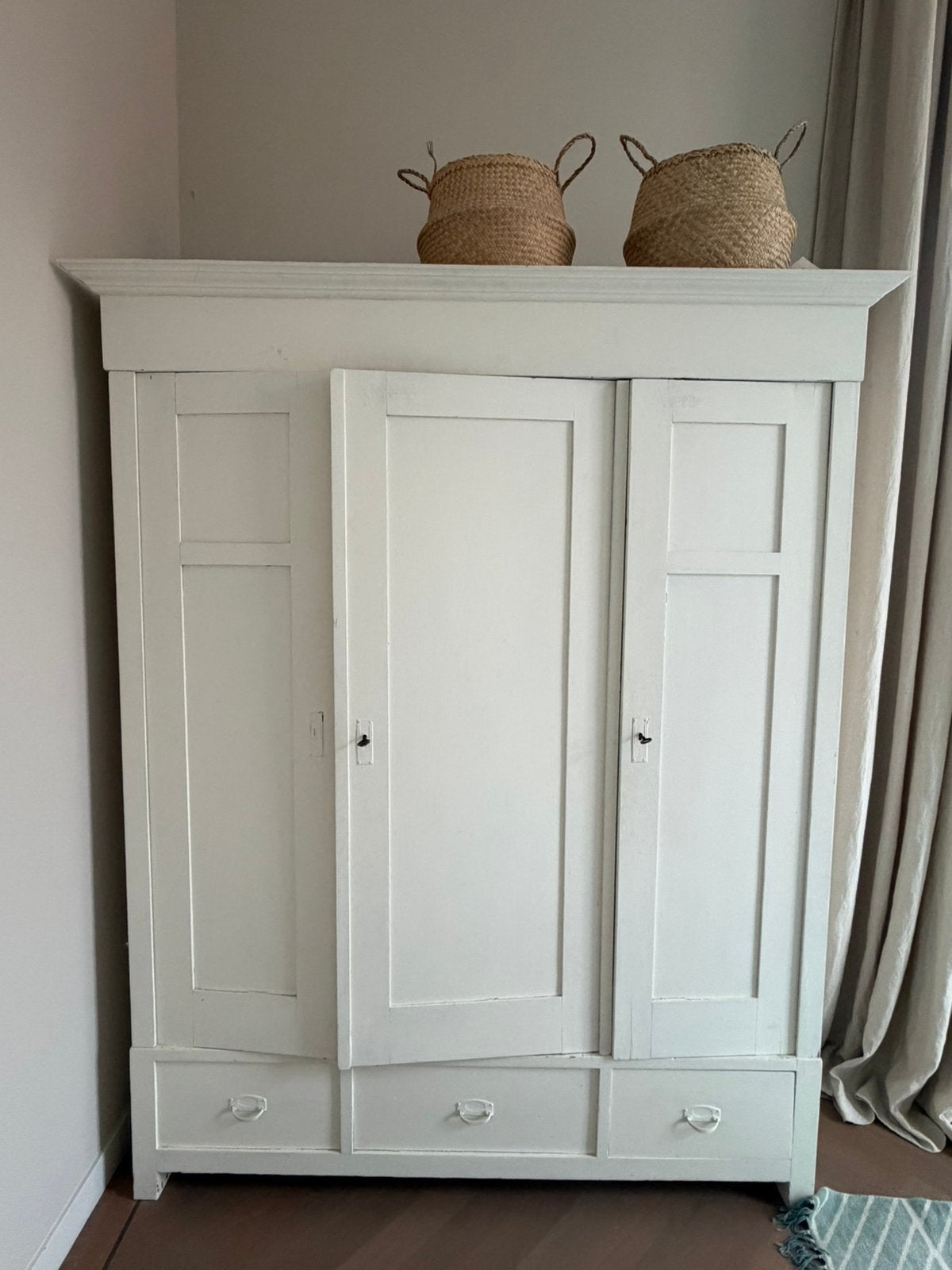 Mooie brocante landelijke kledingkast - wit - 160 cm breed, Ophalen, Gebruikt, 200 cm of meer, 150 tot 200 cm