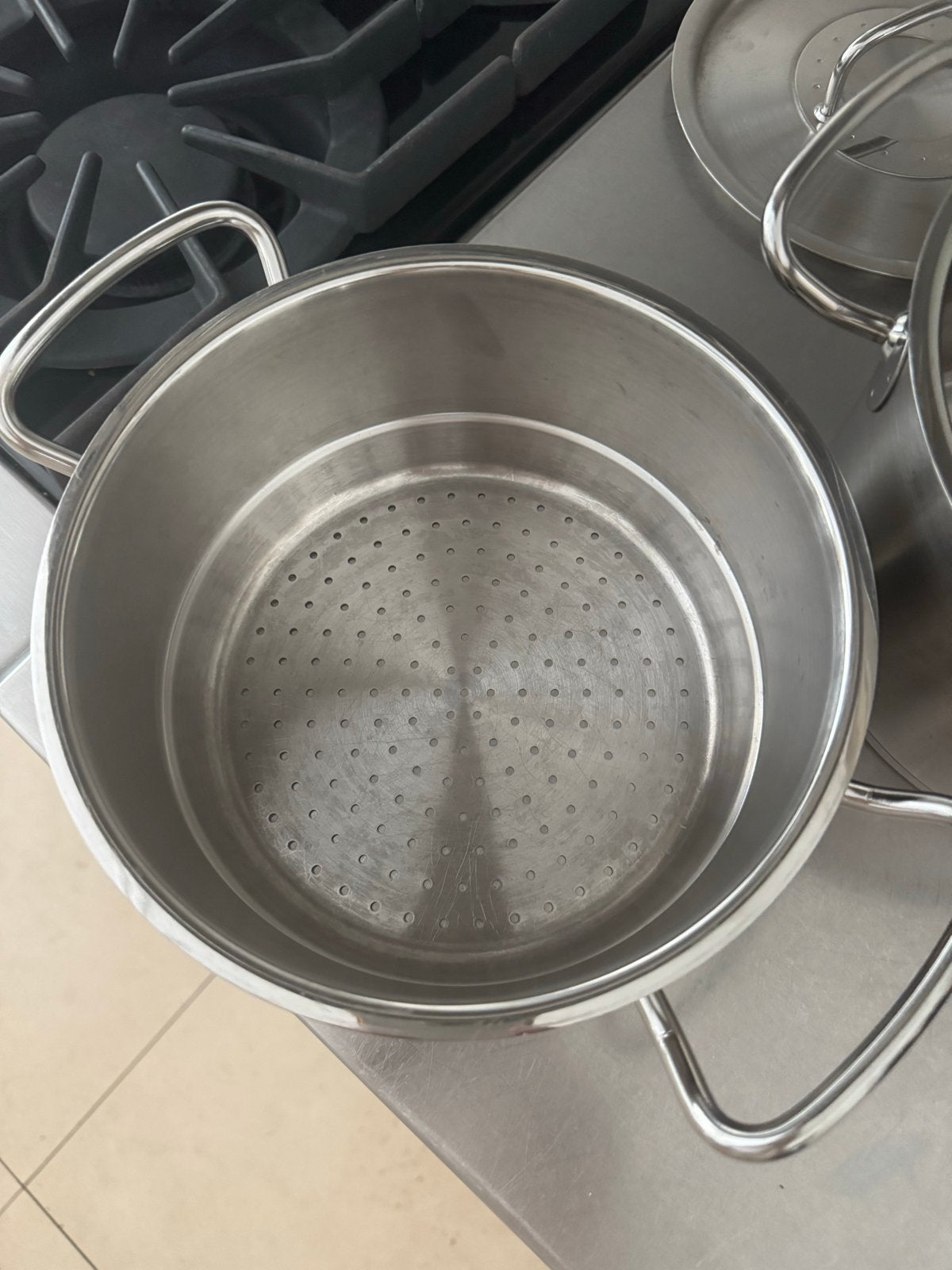 Fissler 3.0L RVS Stoompan met Inzet, Ophalen of Verzenden, Gebruikt, Rvs