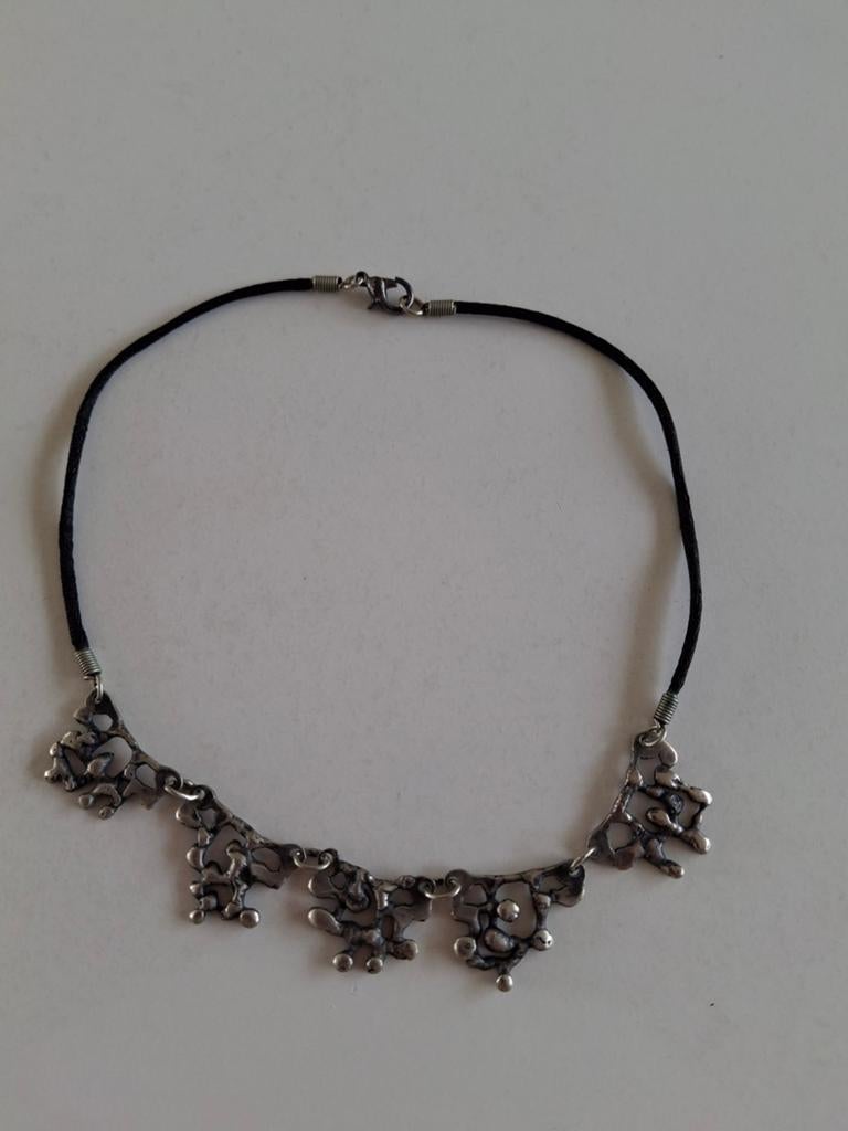 Halssierraad., Sieraden, Tassen en Uiterlijk, Kettingen, Ophalen of Verzenden, Overige materialen