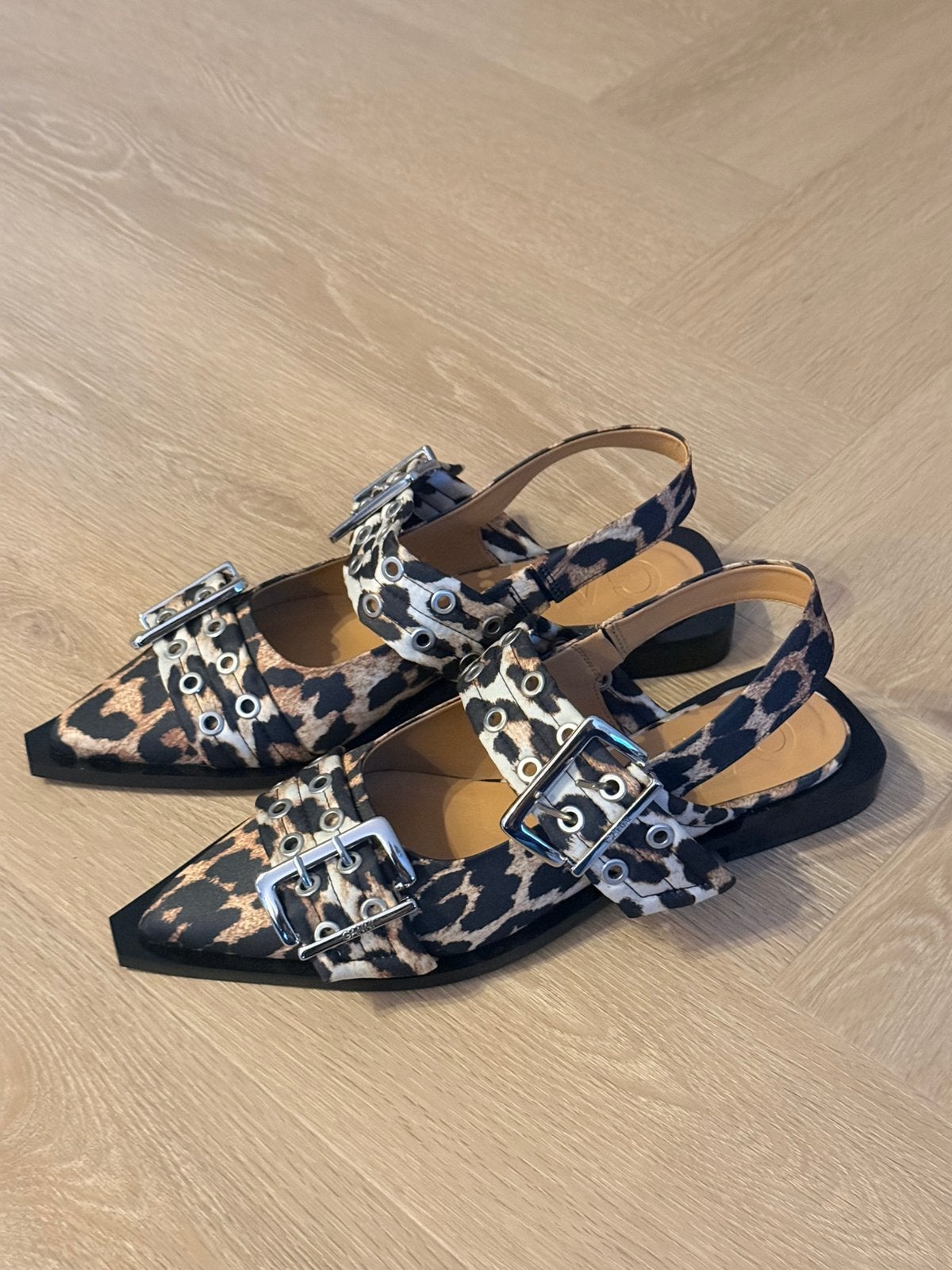 Ganni leopard ballerina flats – buckle detail – maat 40, Bruin, Ganni, Nieuw, Ballerina's
