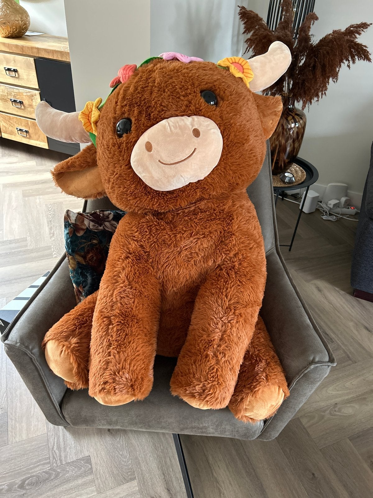 Grote knuffel koe met bloemenkrans -  NIEUW, Kinderen en Baby's, Speelgoed | Knuffels en Pluche, Ophalen, Overige merken, Overige karakters