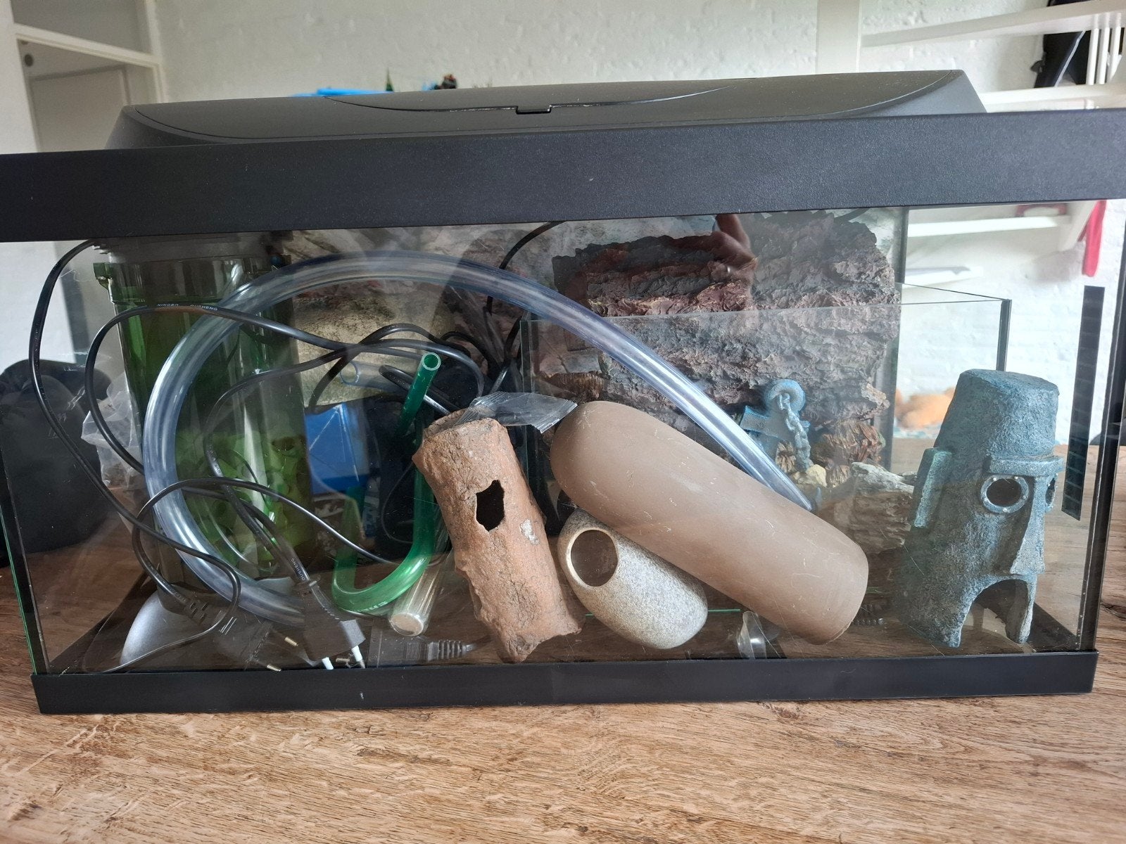 Aquarium 30x60 incl. externe filterpomp, Dieren en Toebehoren, Ophalen of Verzenden, Zo goed als nieuw