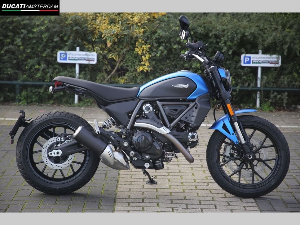 DUCATI SCRAMBLER ICON DARK (bj 2026) 0 km, DUCATI, Motorrijbewijs A, Bedrijf, Onbekend