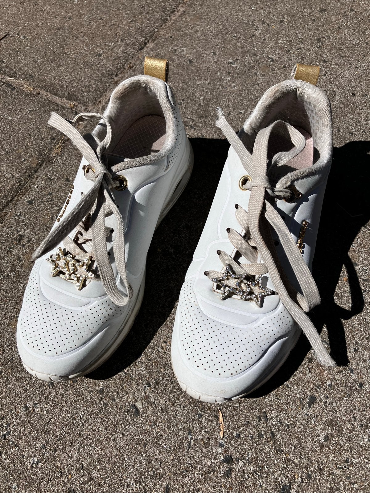 Skechers sneakers (maat 34) wit met gouden details, Ophalen, Gebruikt, Meisje, Schoenen